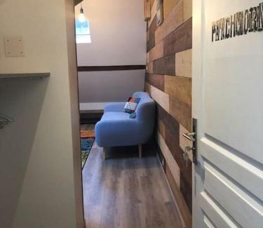 Laon Apartment | Charming Suite Steps from the Cathedral with Breakfast Included