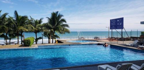Tonsupa Apartment | Oceanfront Suite at Resort Playa Azul, Tonsupa - Rated 8.7