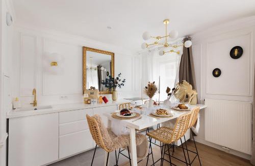 Bagneux Apartment | Suite de Luxe à 10 min de Paris - Sauna, Cinéma