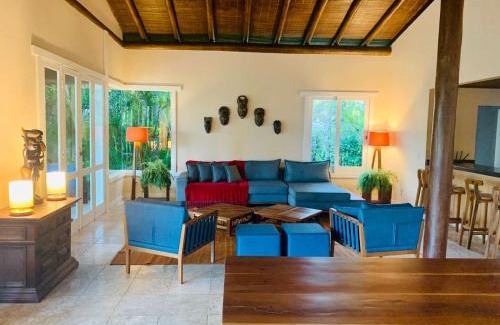 Aritagua House | Oceanfront Suite in Bahia with Private Beach & Pool