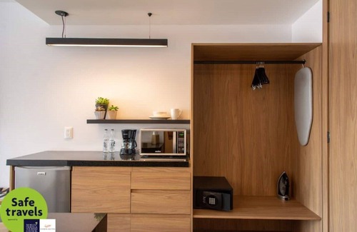 Downtown Queretaro Apartment | Top-Rated Suite Doble: Pet-Friendly & Spa Amenities in Qro