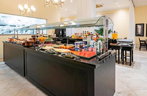 Reboucas House | Suite Double with kitchen by ¼ UmQuarto 5-PR.