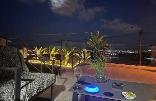 Pineda de Mar House | Romantic Suite for Couples with Pool & Breakfast Included
