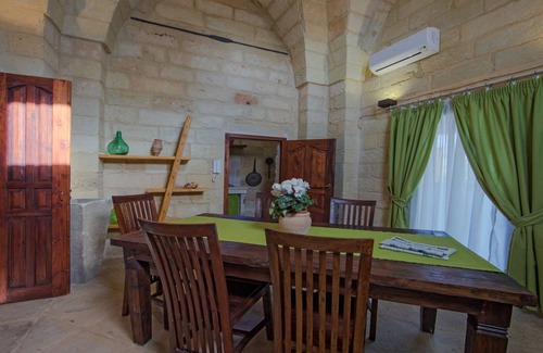 San Cesario di Lecce Apartment | Unforgettable Stay at Suite Eufrosine with Oceanfront Views