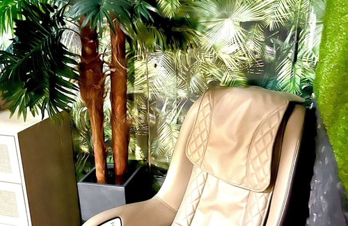Neuf-Mesnil Apartment | Relaxing Suite Evasion with Whirlpool Bath & Spa Amenities
