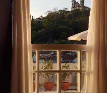 Ouro Preto Apartment | Family-Friendly Suite Inconfidentes - 4-Star Excellence