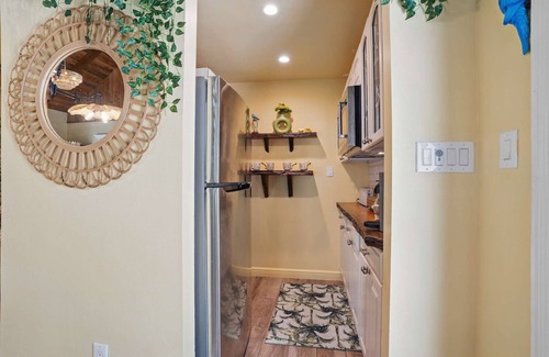 Biggar Villa | Suite for 4 Gulf Access, Heated Pool & Elevator!