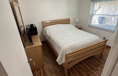 Ocoee House | Ideal Suite Near Disney and UCF with Kitchen Amenities