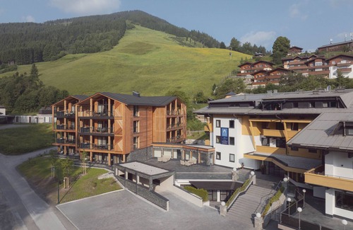 Vorderglemm Apartment | Spacious Suite for 6 with Pool & Wellness Amenities