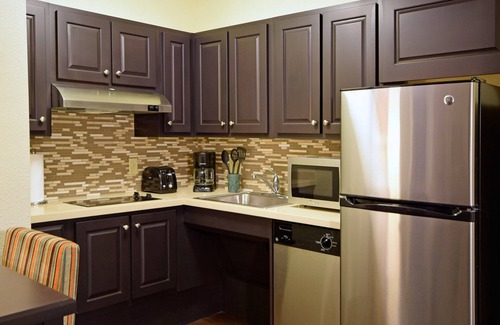 Beckett Ridge Condo | Deluxe Suite with Free Breakfast, Indoor Pool & Gym