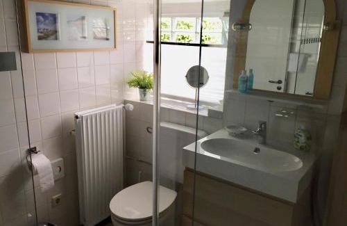 Wulferode Apartment | Charming Suite „Friesland“ - Cozy Apartment in Historic House