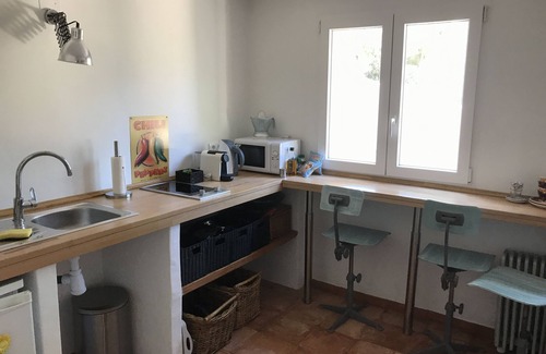 Tarraula Apartment | Suite Golondrina: Tranquil Retreat Near the Beach