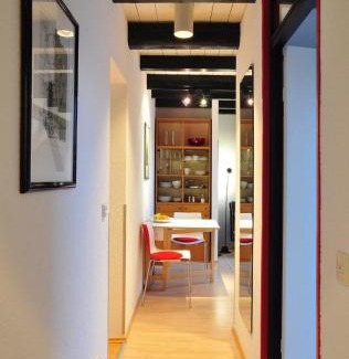 Wulferode Apartment | Modern Suite "Hannover" in a Historic Timber House