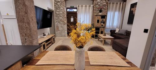 Santander Apartment | Guest Rated 10/10: Suite Haus Bahia with Family-Friendly Amenities