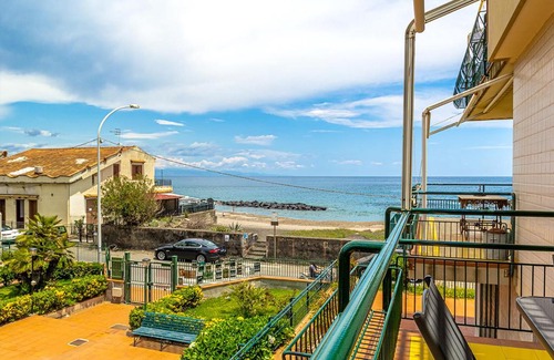 Sant'Anna Apartment | Serene Suite Home Astrid with Ocean View & Pool Access