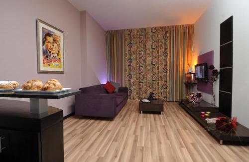 Majzoub Apartment | Discover Suite Hotel Chrome in Beirut with Hot Tub Access