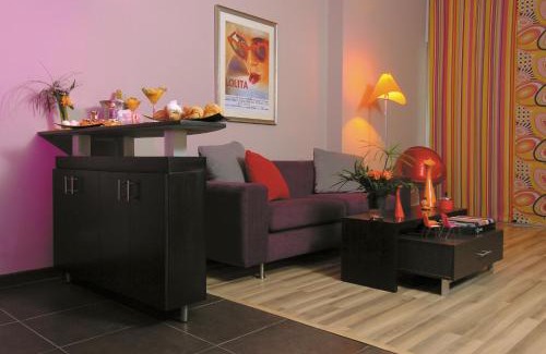 Majzoub Apartment | Discover Suite Hotel Chrome in Beirut with Hot Tub Access