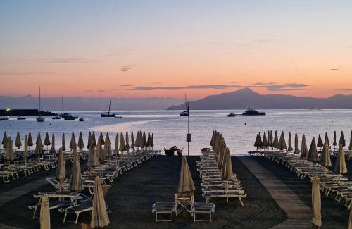 Sestri Levante Hotel | Discover Suite Hotel Nettuno: Oceanfront Getaway Awaits