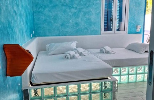 Fontane Bianche Bed & Breakfast | Pet-Friendly Suite House L'Isola Che Non C'è with Ocean View
