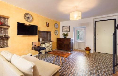 Vidiciatico House | Family-Friendly Suite il Corno: Ideal for Every Traveler