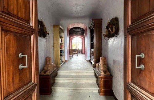 Bucine Bed & Breakfast | Pet-Friendly Suite Il Focolare at Villa Nemora - 10/10 Rating