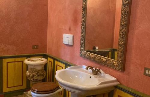 Bucine Bed & Breakfast | Pet-Friendly Suite Il Focolare at Villa Nemora - 10/10 Rating