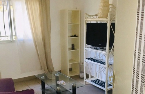 Conakry Bed & Breakfast | Cozy Guest House Suite for Your Next Getaway