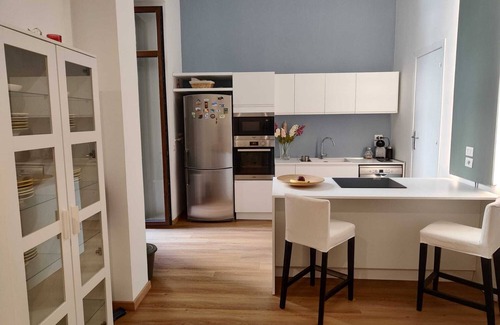 Naples City Centre Hotel | Historic Suite in Naples with Breakfast & Family Amenities
