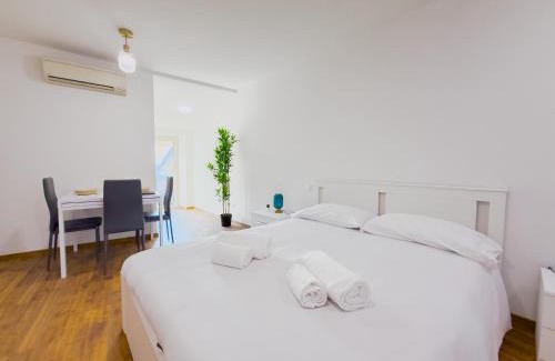 Sarnico House | SUITE IN THE HISTORIC CENTER - free Wi-Fi