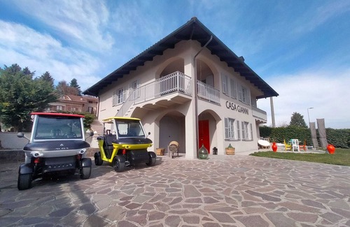 La Morra House | Relaxing Suite in Villa Near ALBA with Family-Friendly Amenities
