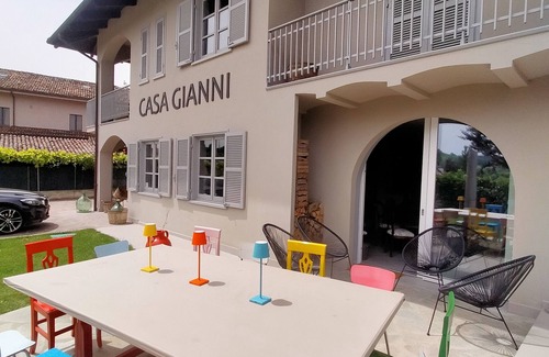 La Morra House | Relaxing Suite in Villa Near ALBA with Family-Friendly Amenities