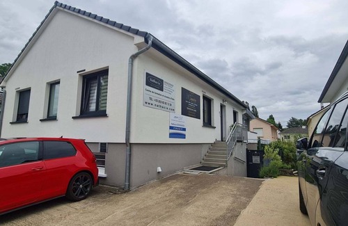 Volmerange-les-Mines House | Relaxing Jacuzzi Suite with Private Sauna and Spa Amenities