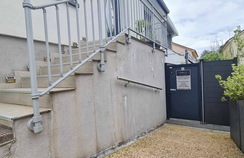 Volmerange-les-Mines House | Relaxing Jacuzzi Suite with Private Sauna and Spa Amenities