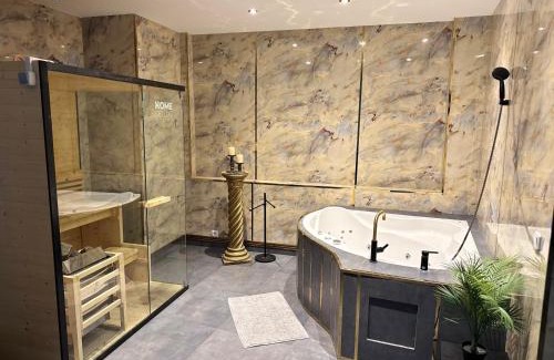 Friedrichshain Apartment | Welcoming Suite Julius Cesar with Hot Tub & Pet-Friendly Stay