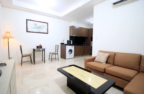 Pancoran Apartment | Cozy Suite L'avenue Apartment with Pool & Breakfast