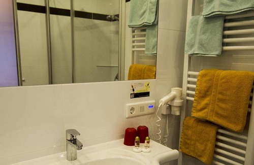 Ramsau am Dachstein Cottage | Suite/living room/1 bedroom/shower and toilet - Brückenhof