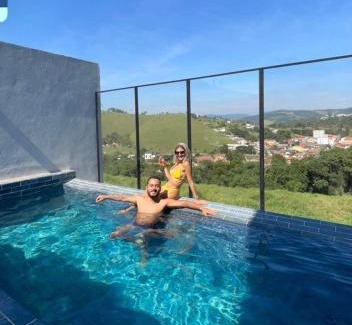 Nazare Paulista House | Relaxing Suite with Private Pool and Jacuzzi for Guests
