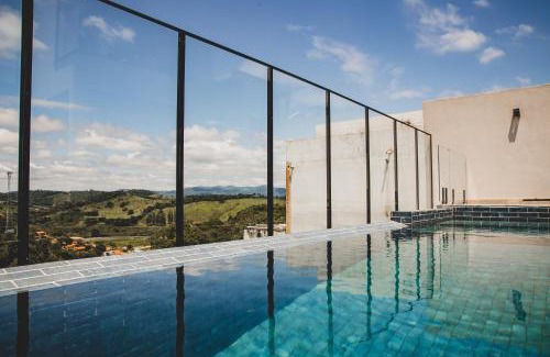 Nazare Paulista House | Relaxing Suite with Private Pool and Jacuzzi for Guests