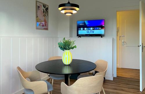 Sud Apartment | Suite M I Stadion I 4 Personen I Küche I Balkon