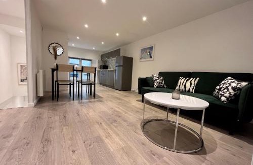 Vaise Apartment | Discover Family-Friendly Comfort at Suite Maël