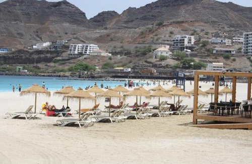Mindelo Apartment | Beautiful Suite Mariposa with Oceanfront Views & Hot Tub
