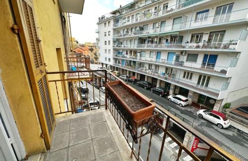 Sanremo Apartment | Discover Suite Massa 57 - Family-Friendly Retreat in Sanremo