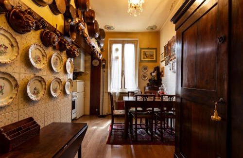 Old Town Bed & Breakfast | Suite Mazzini 23: Family-Friendly Retreat with Hot Tub