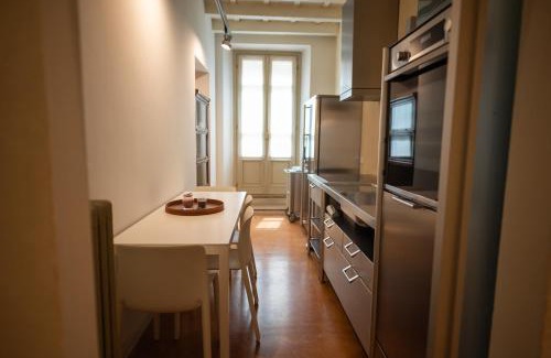 Centro Storico Nord Apartment | Historic Dimora d'Epoca with Child-Friendly Amenities