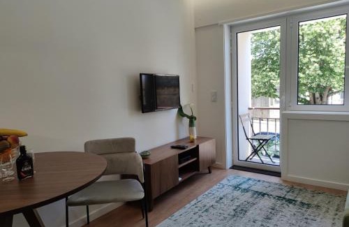 Lapa Apartment | Elegant Suite na Baixa do Porto - Pet-Friendly & Ocean View