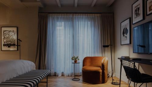 De Weteringschans Bed & Breakfast | Explore Suite No 7: Highly Rated with Restaurant Access