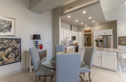 Downtown Little Rock Condo | Family-Friendly Suite P2 Residences 221 in Downtown Little Rock