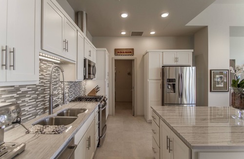 Downtown Little Rock Condo | Family-Friendly Suite P2 Residences 221 in Downtown Little Rock