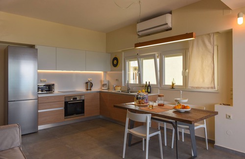 Kokinos Pirgos Apartment | Experience Suite Pasithea with Breathtaking Sea Views