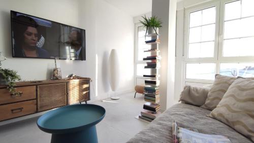 Mino Apartment | Oceanfront Suite Playa with Child-Friendly Amenities